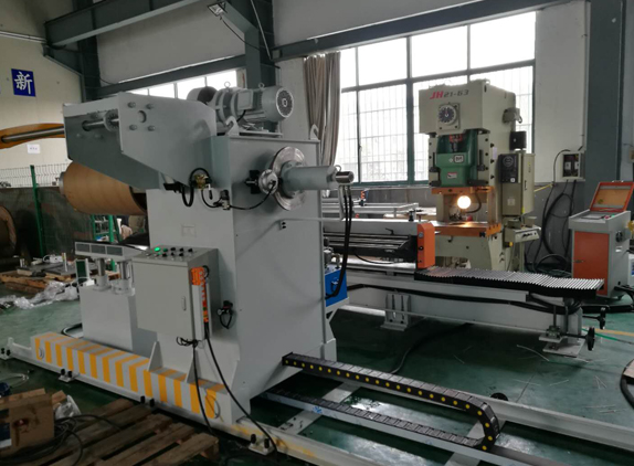 1.3米偏擺放、送料機